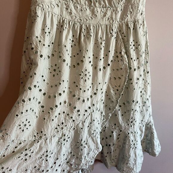 Japna Light Green Eyelet Flutter Sleeve Embroidered Ruffle Mini Dress | SZ L - Picture 8 of 13